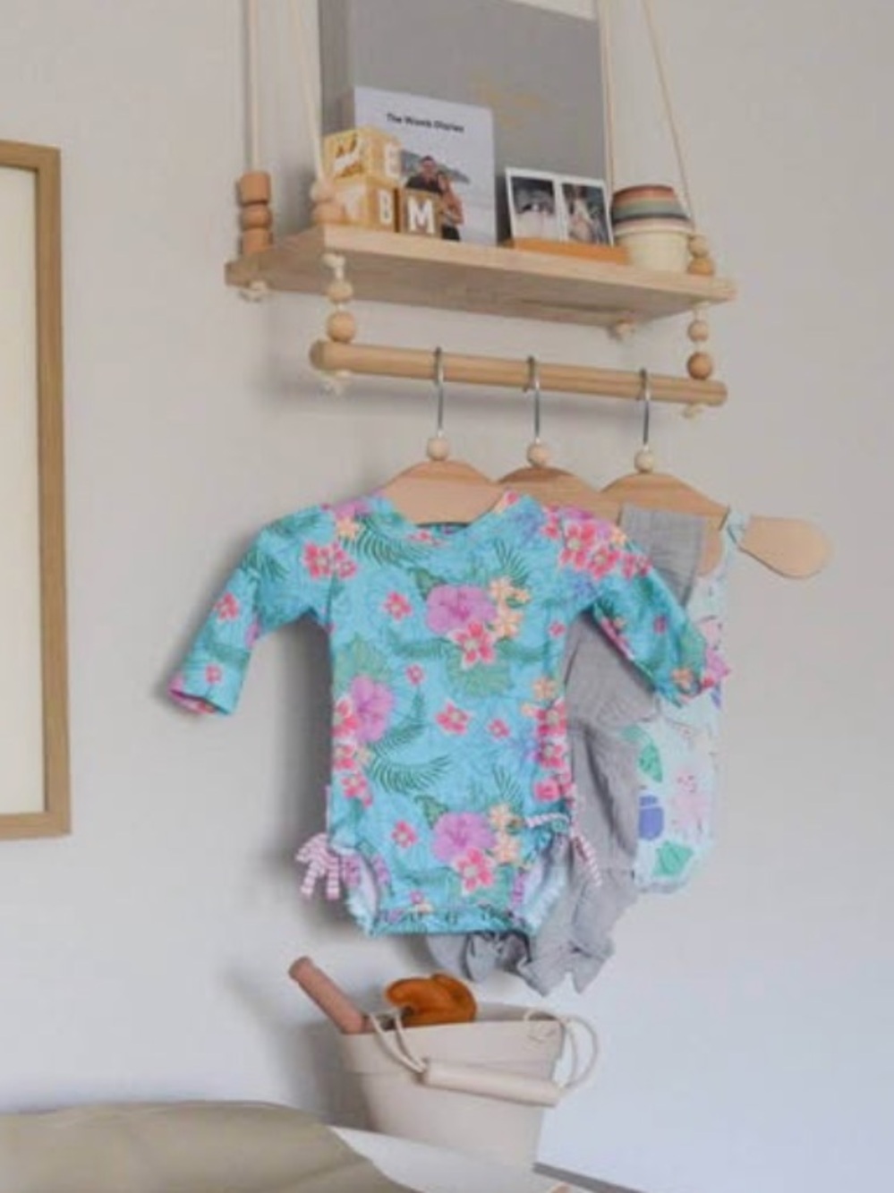 Nursery Handmade hanging display shelf with wooden hangers - Picture 2 of 3